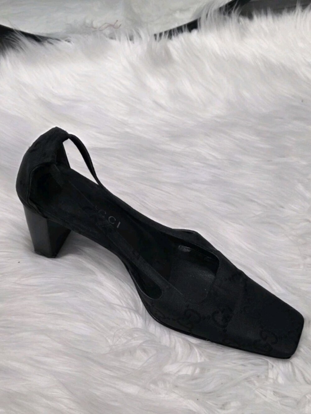 Single Shoe Left Vintage Gucci  90s Black Satin GG Logo Slingback Heel Pump